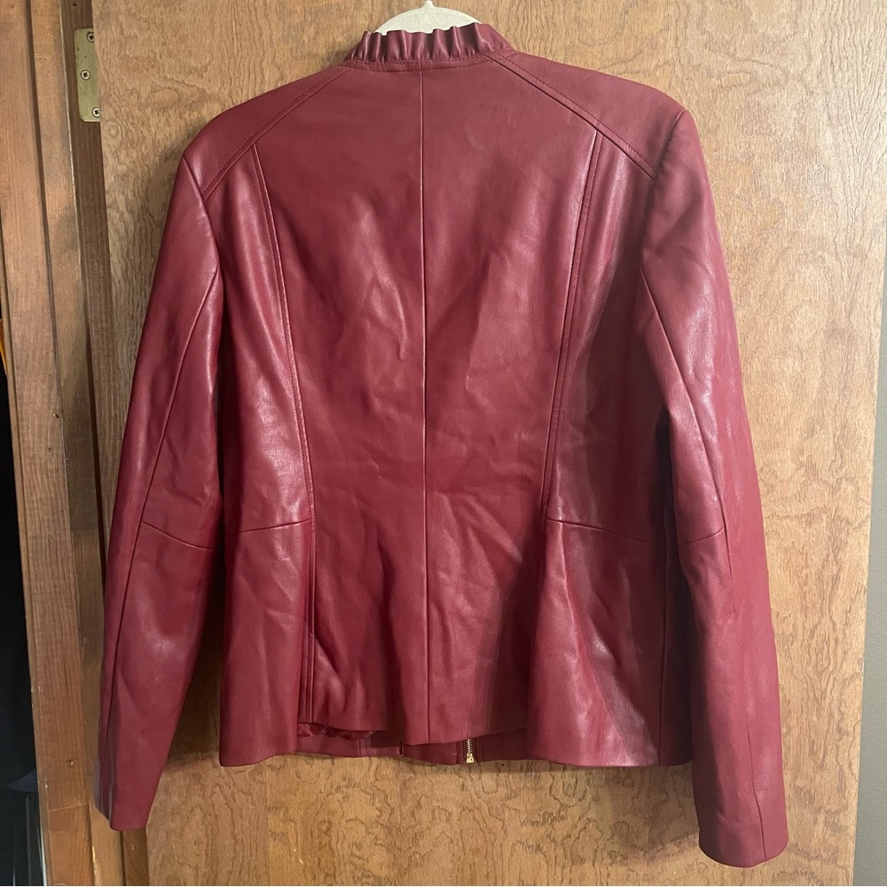 Cole Haan Red Vegan Leather Zip Jacket Ruffle Collar Sz L - Picture 6 of 9